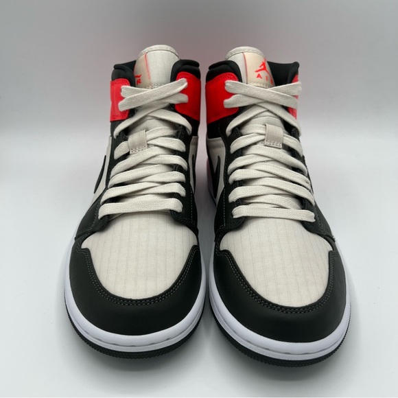 NWB Air Jordan 1 Mid SE Light Orewood Brown/ Newsprint Sneakers - Picture 4 of 8